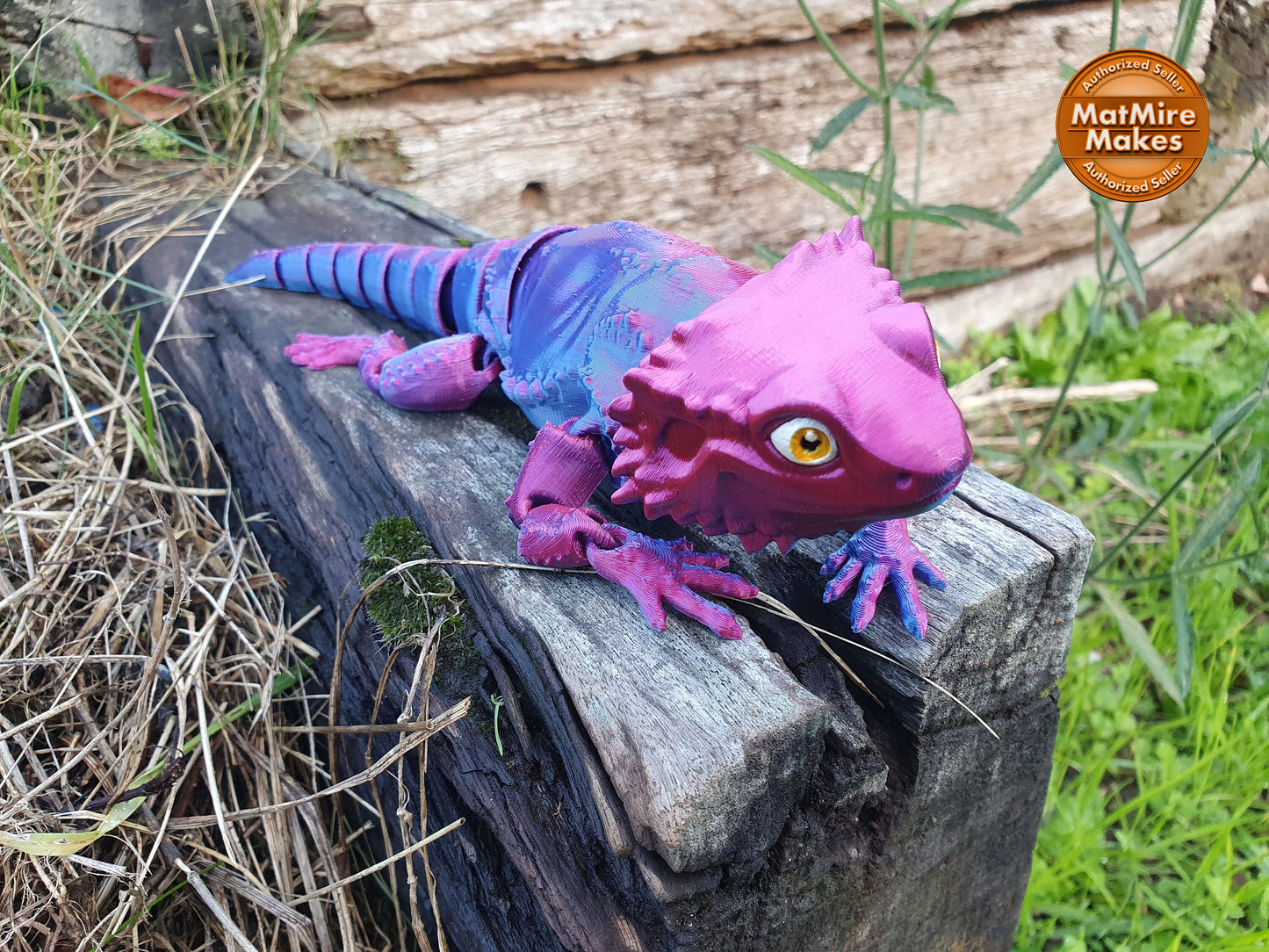 Bearded Dragon -  Articulated Flexible 3D Print. Professionally Hand painted finishing details