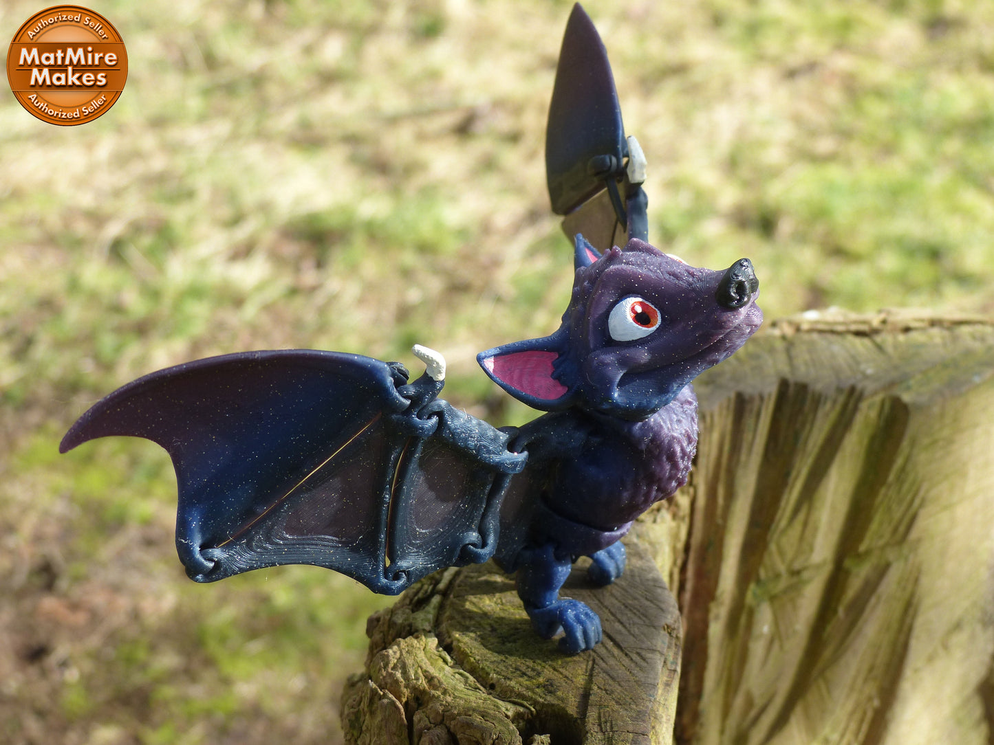 Flapping Fruit Bat - Articulated Flexible 3D Print. Professionally Hand painted finishing details